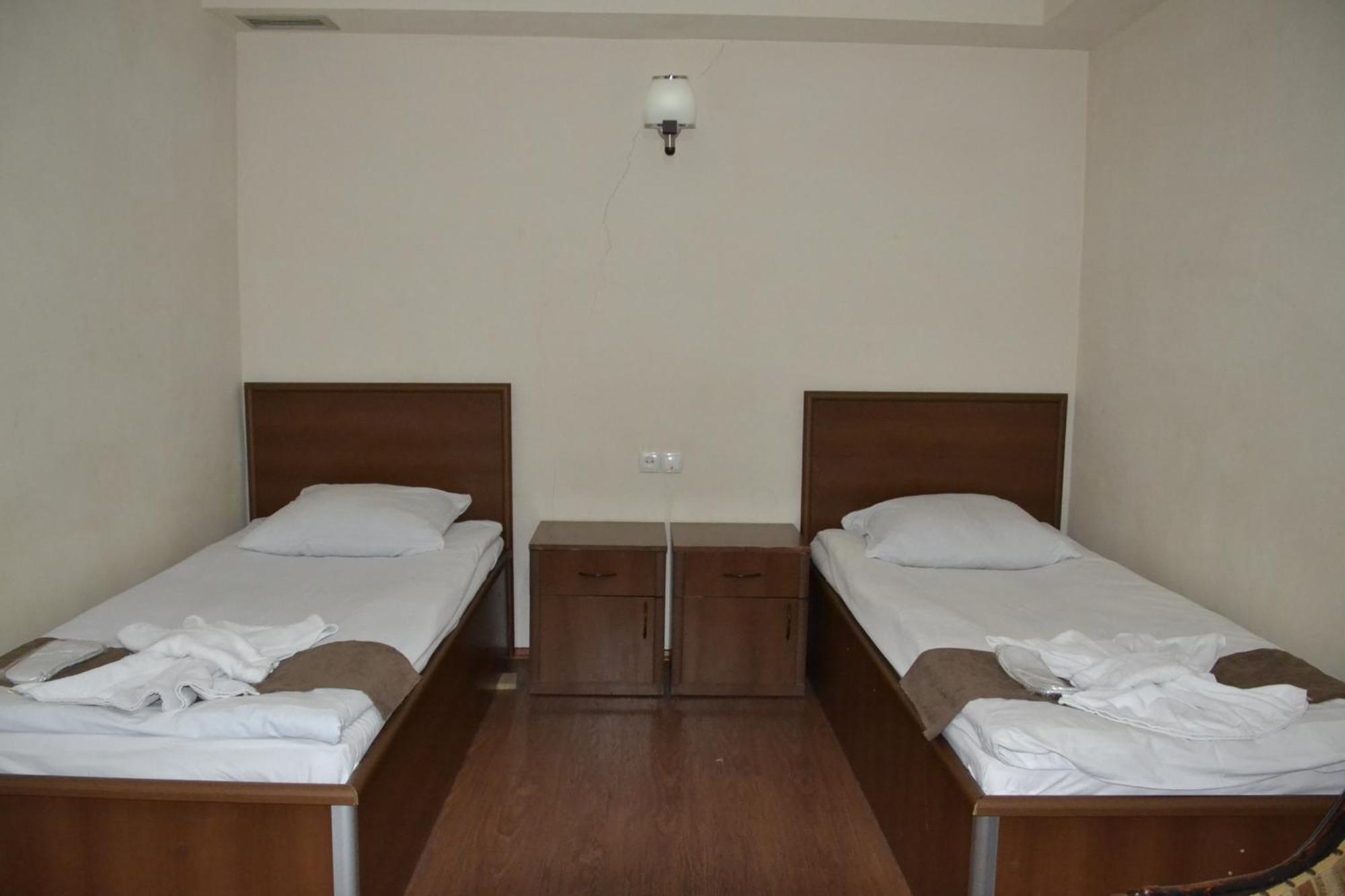 Hotel Imereti ティビリシ エクステリア 写真