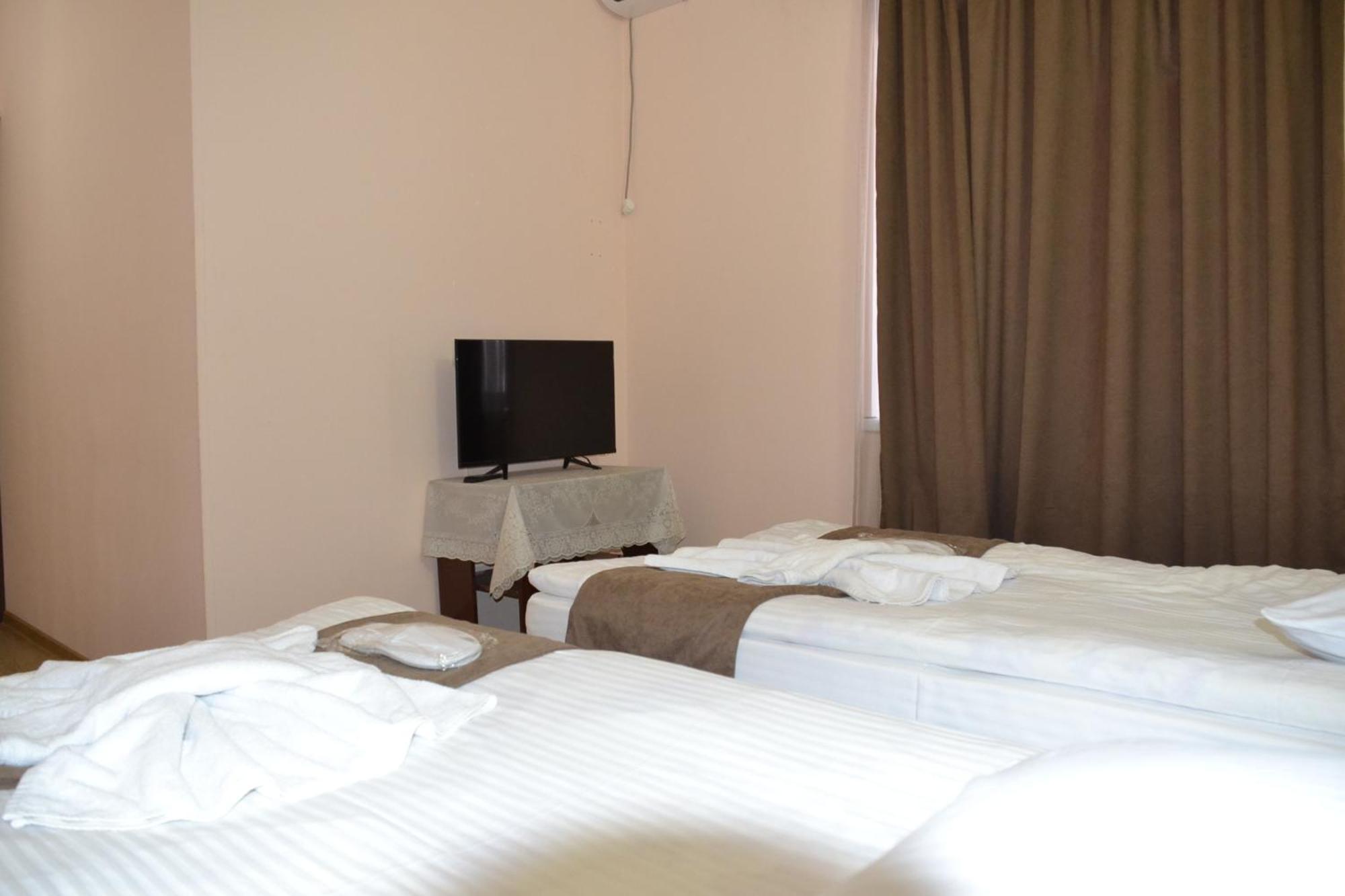 Hotel Imereti ティビリシ エクステリア 写真