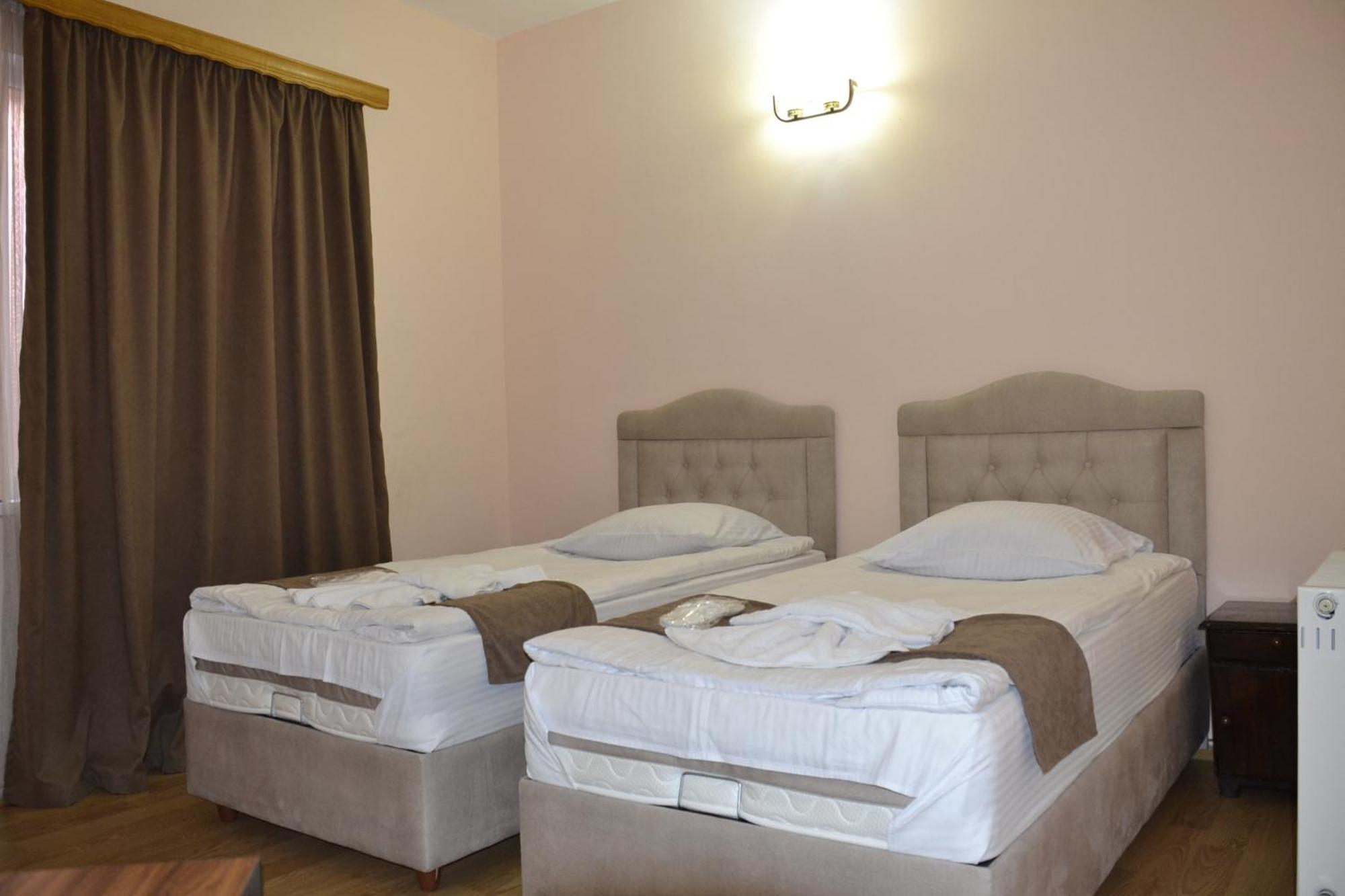 Hotel Imereti ティビリシ エクステリア 写真