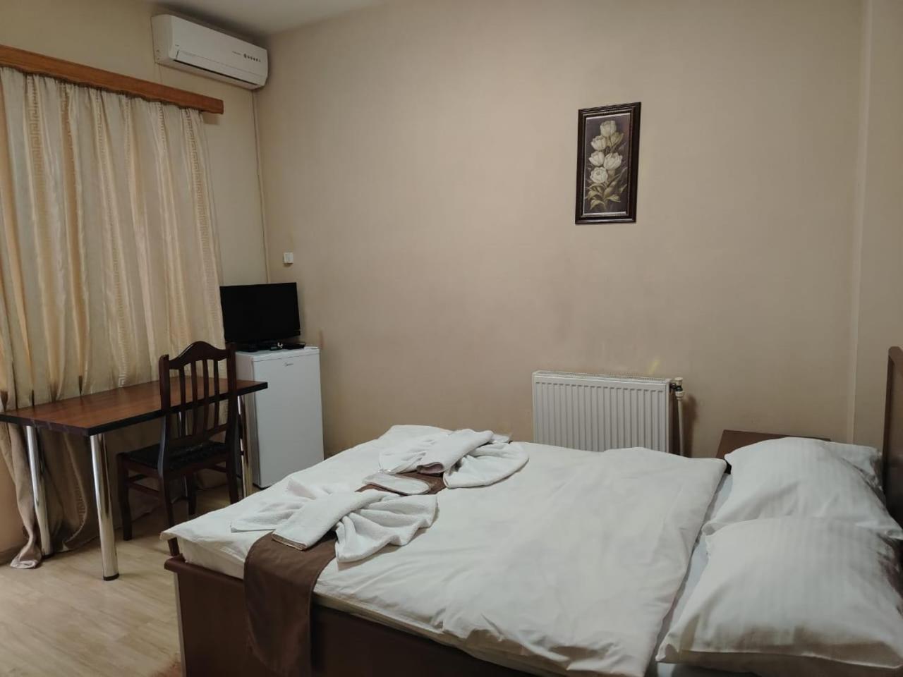 Hotel Imereti ティビリシ エクステリア 写真