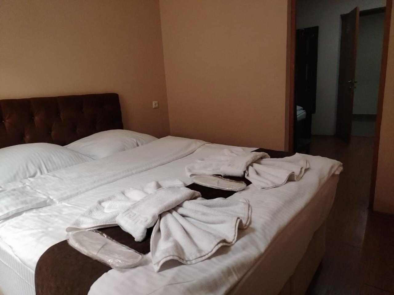 Hotel Imereti ティビリシ エクステリア 写真
