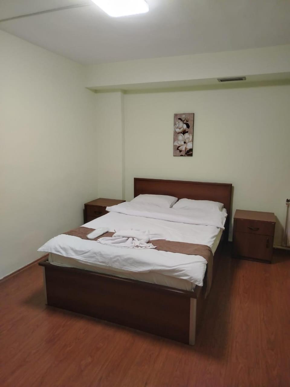 Hotel Imereti ティビリシ エクステリア 写真